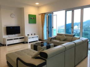 2775 sqf Sunset Luxury Condo